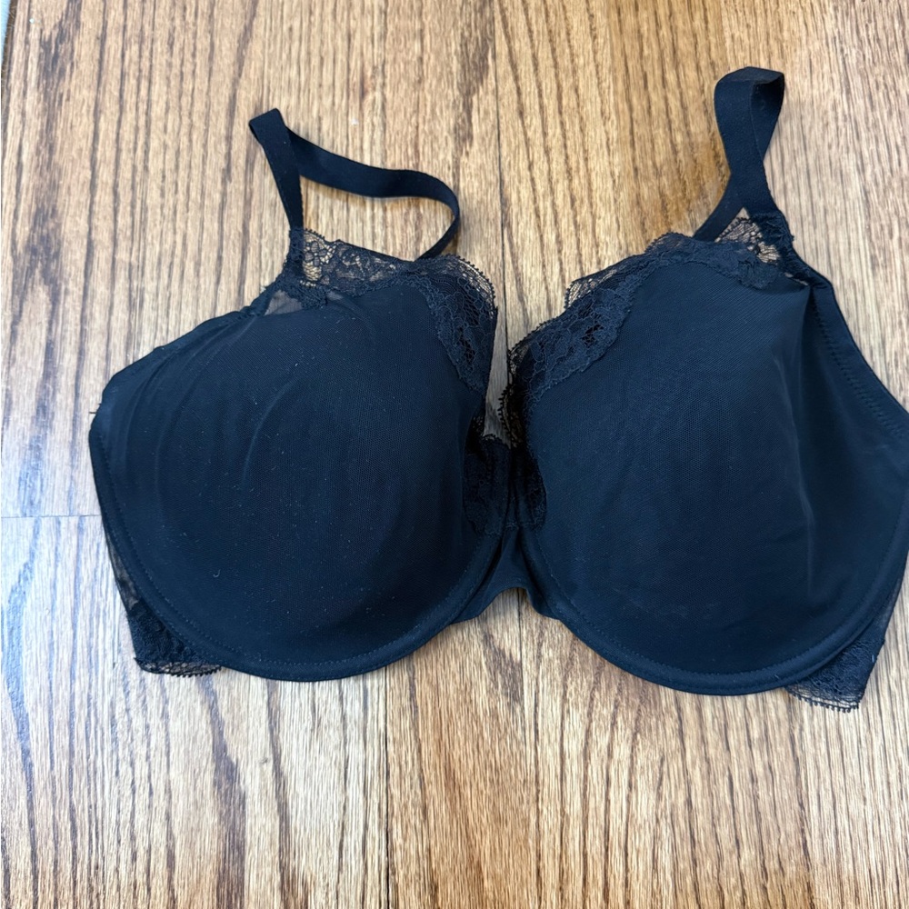 Natori Black Lace Trim Bra